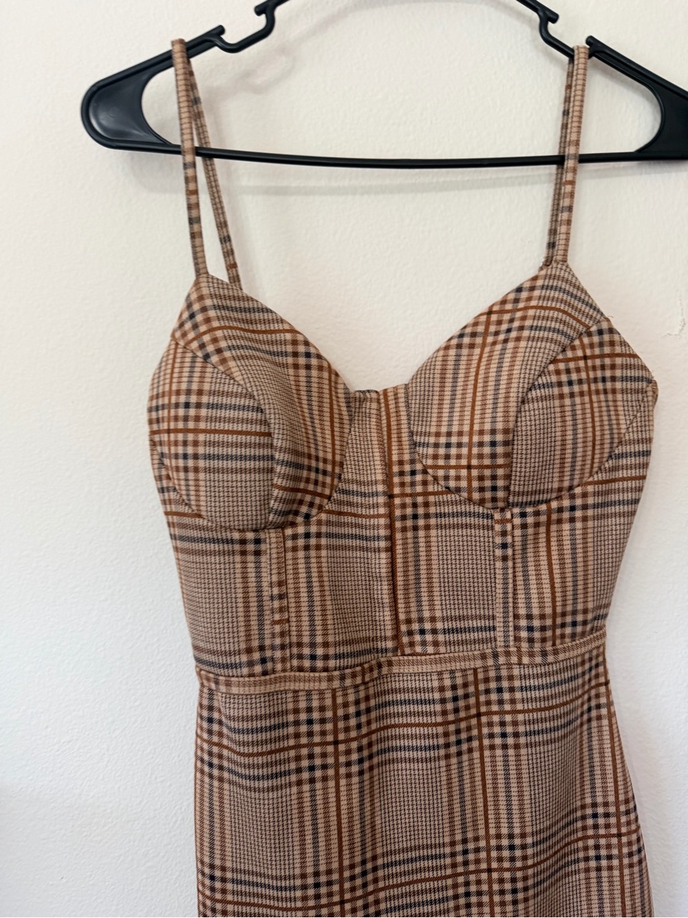 Privy fitted dress size small - Picture 4 of 8